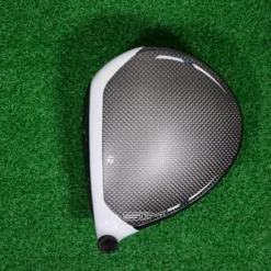 Taylormade SIM 8° Driver Head Only -Golf Clubs Sales Store DSC 0046 f01a8424 582d 4404 bd7c c91efa15cb6a scaled