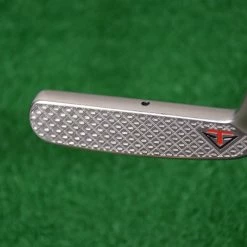Odyssey Custom Toulon Garage Latrobe Putter -Golf Clubs Sales Store DSC 0347 scaled